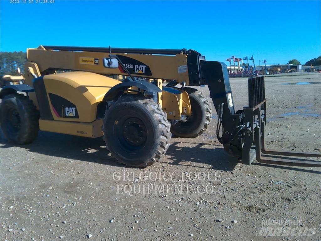 CAT TL642D Teleszkópos rakodók