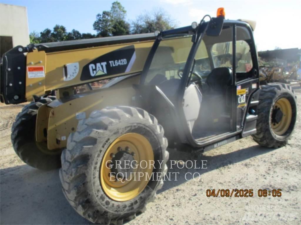 CAT TL642D Teleszkópos rakodók