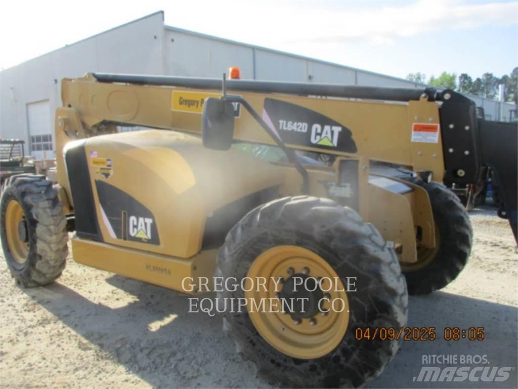 CAT TL642D Teleszkópos rakodók