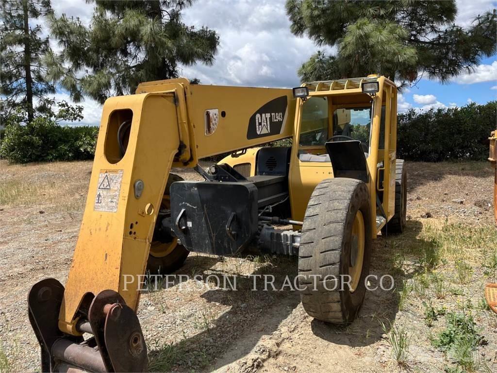 CAT TL943 Teleszkópos rakodók