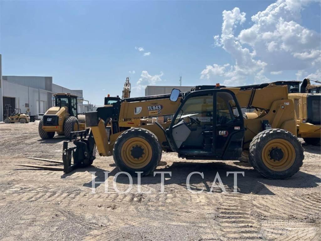 CAT TL943 Teleszkópos rakodók