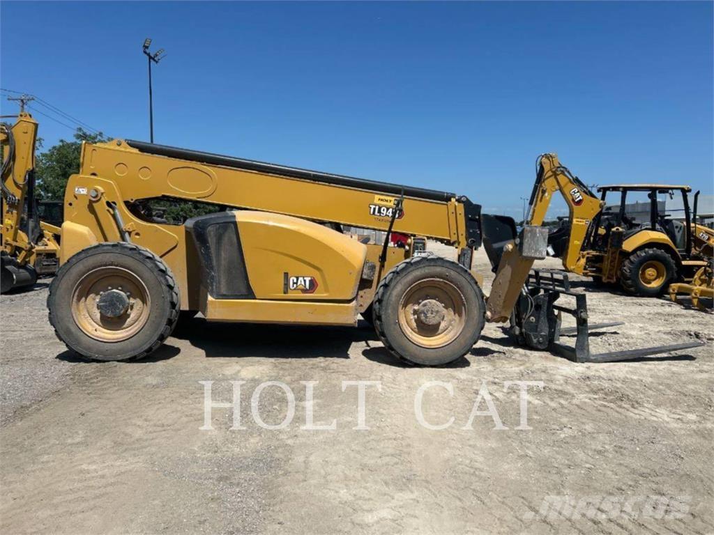 CAT TL943 Teleszkópos rakodók