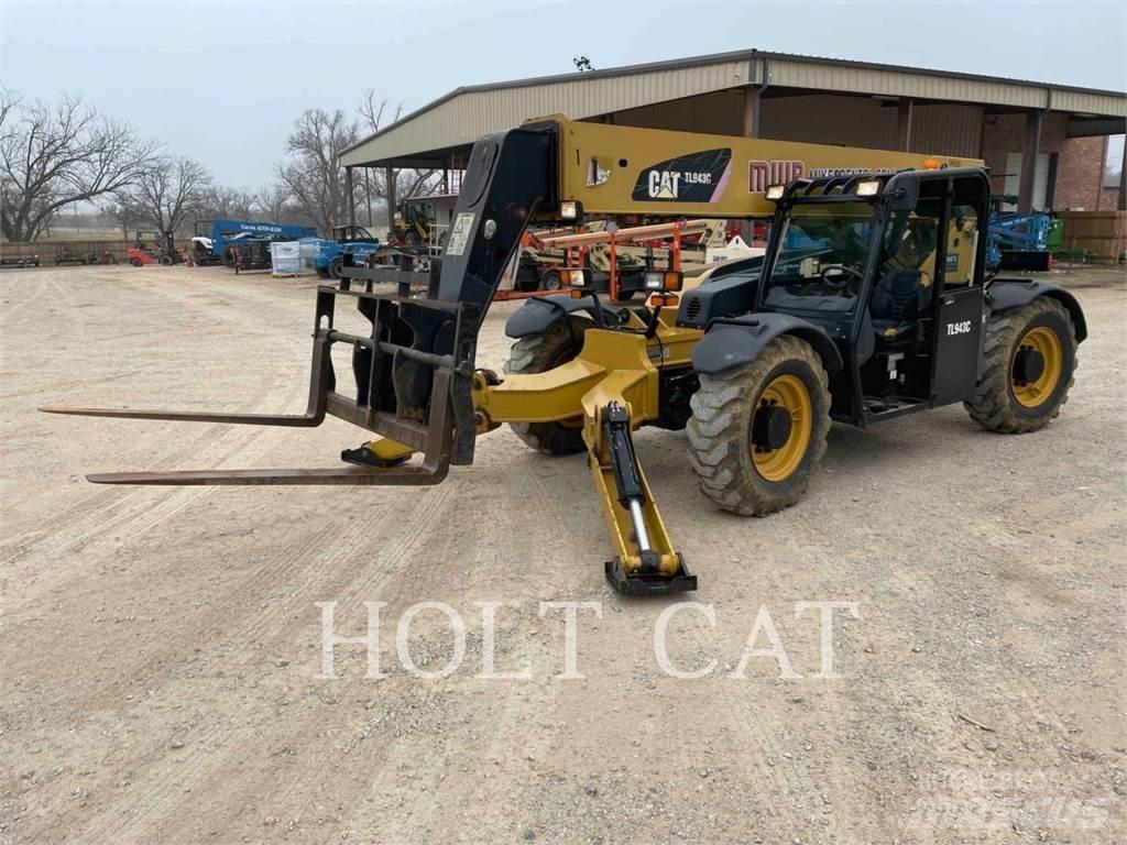 CAT TL943C Teleszkópos rakodók