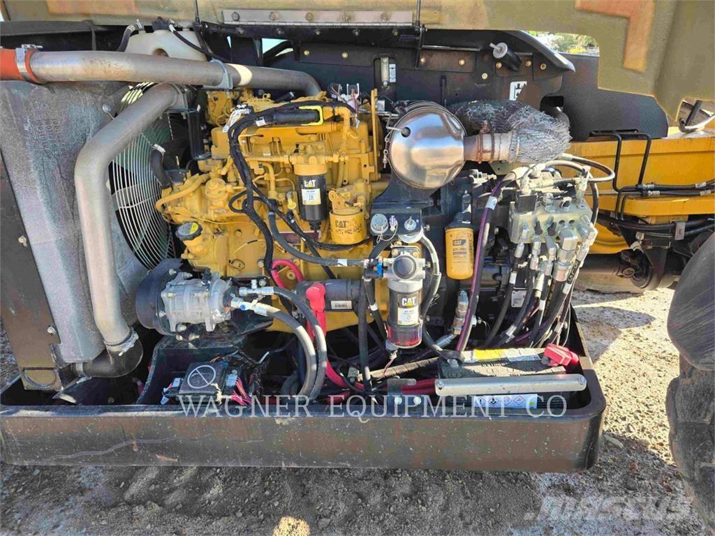 CAT TL943C Teleszkópos rakodók