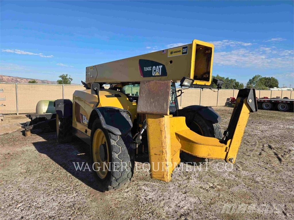 CAT TL943C Teleszkópos rakodók