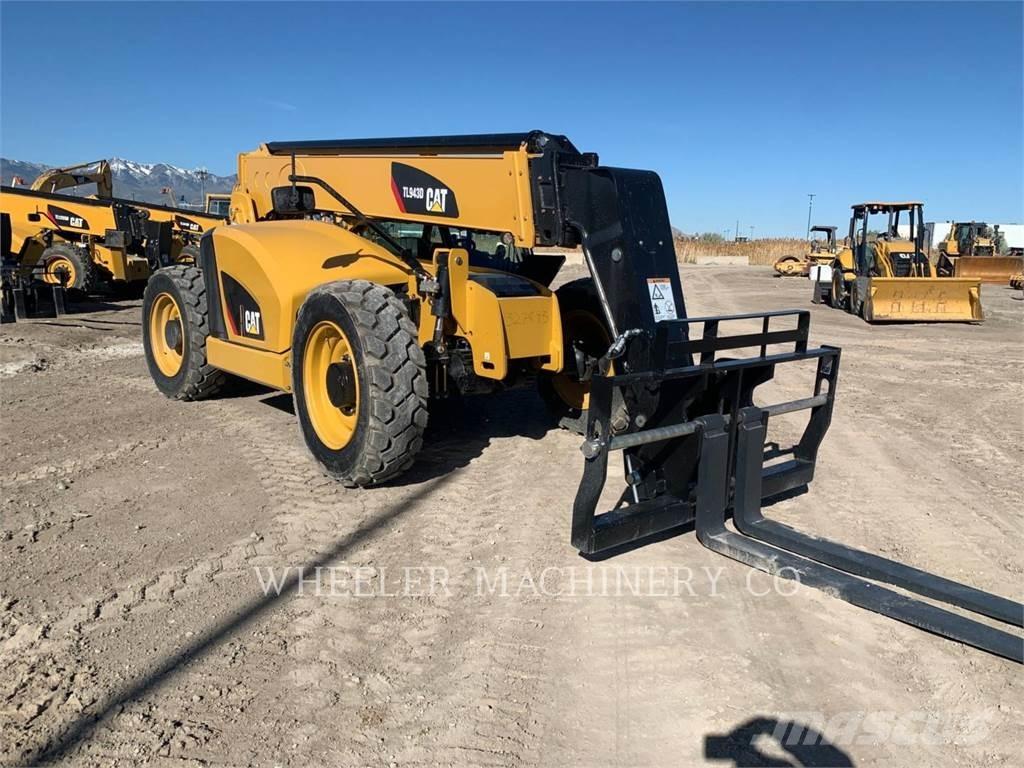 CAT TL943D CB Teleszkópos rakodók