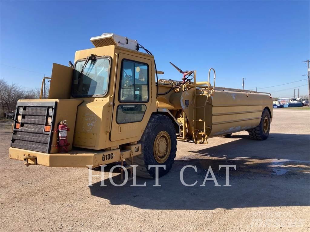 CAT W00 613C Földnyesők (szkréperek)