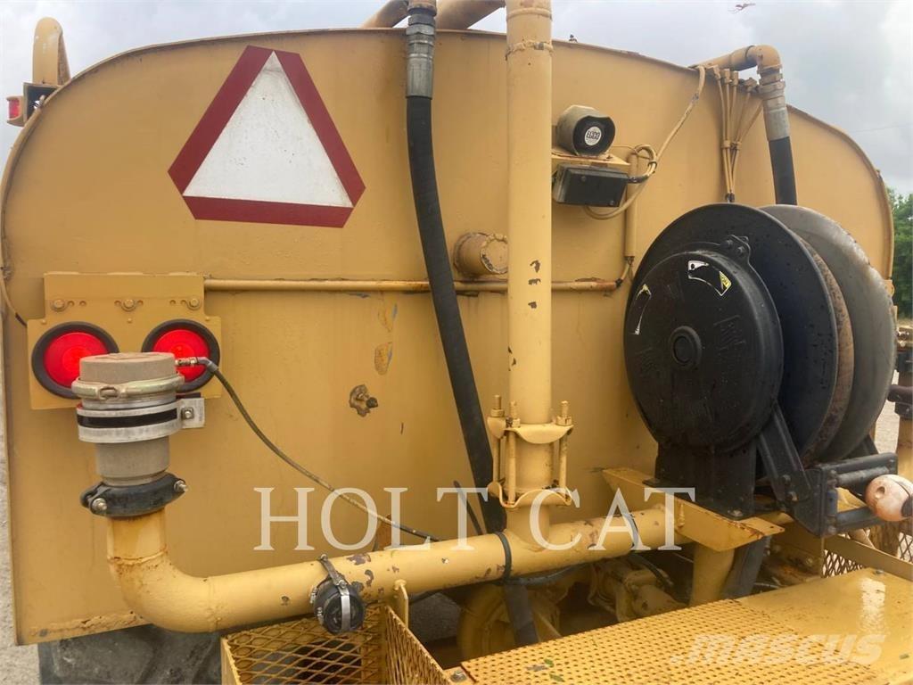 CAT W00 613C Földnyesők (szkréperek)