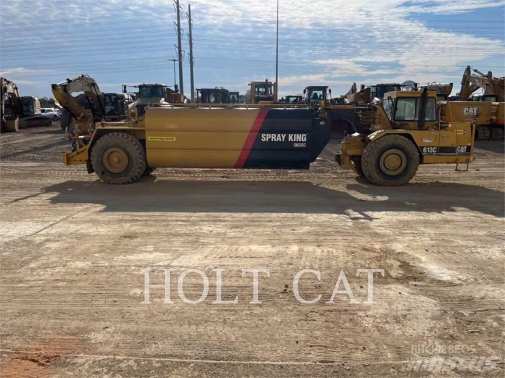 CAT W00 613C Földnyesők (szkréperek)