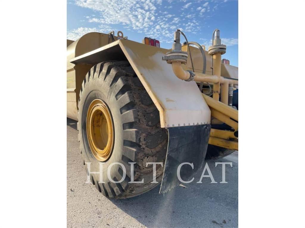 CAT W00 621G Földnyesők (szkréperek)