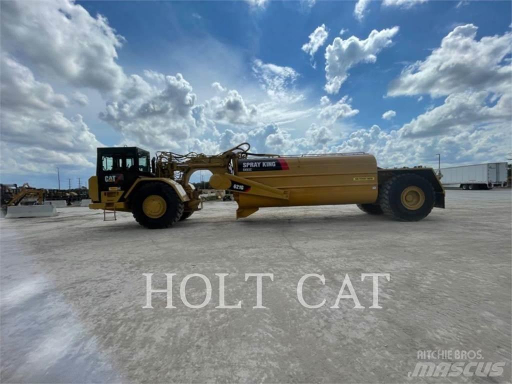 CAT W00 621G Földnyesők (szkréperek)
