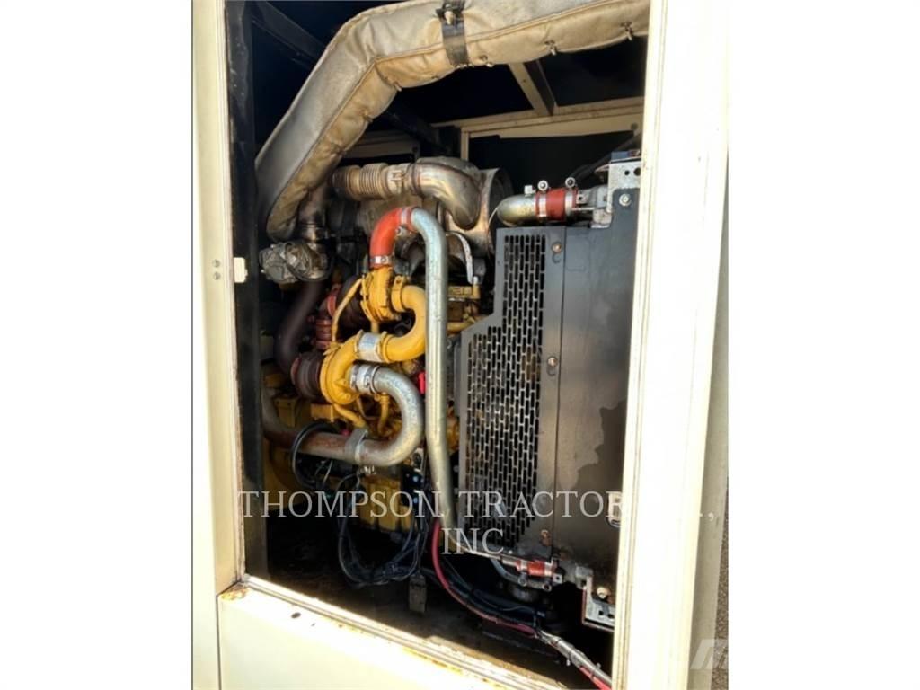 CAT XQ 100 Egyéb Áramfejlesztők