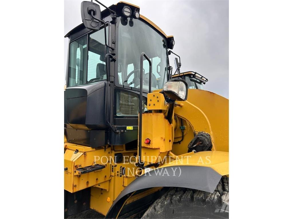 Caterpillar 926M Gumikerekes homlokrakodók