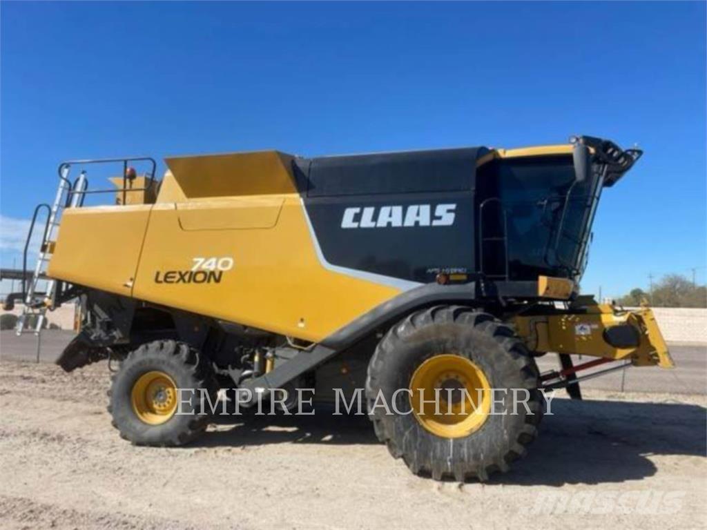 Claas LEXION 740 Egyéb szálastakarmányozási gépek