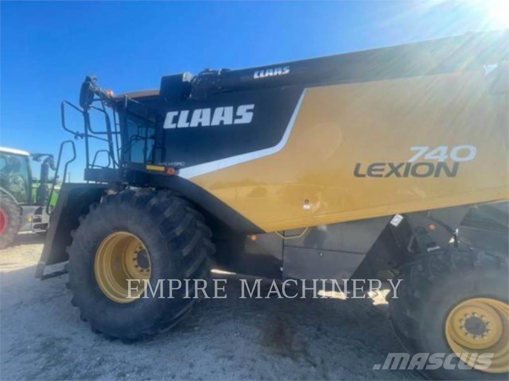 Claas LEXION 740 Egyéb szálastakarmányozási gépek