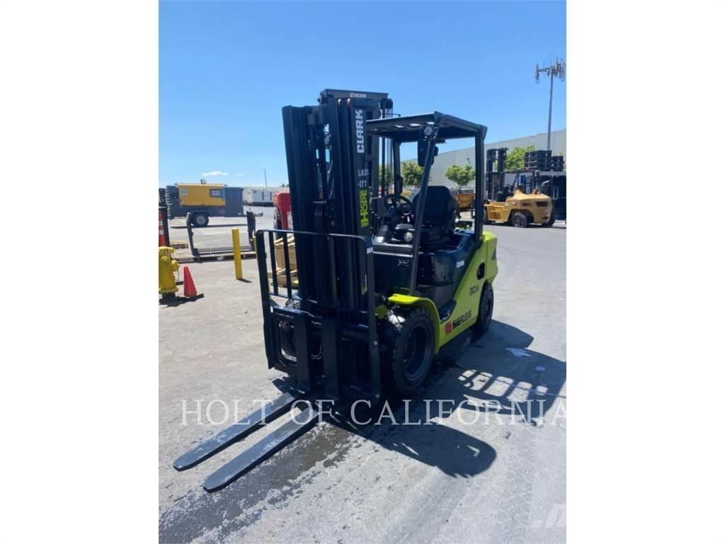 Clark S30 DUAL Targoncák-Egyéb