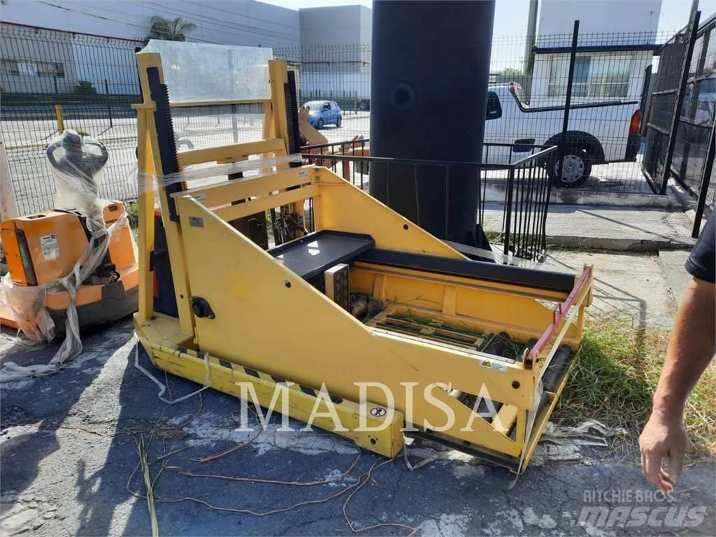  DEKA 40-M-44 Construction - Others