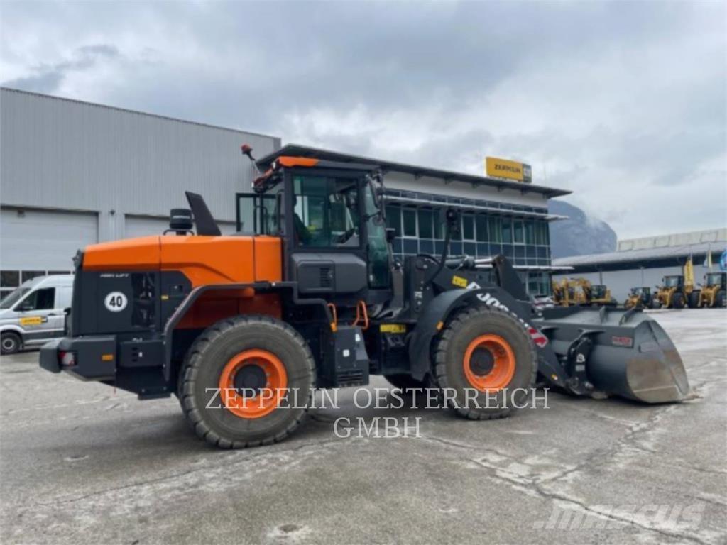 Doosan DL250-7 Gumikerekes homlokrakodók