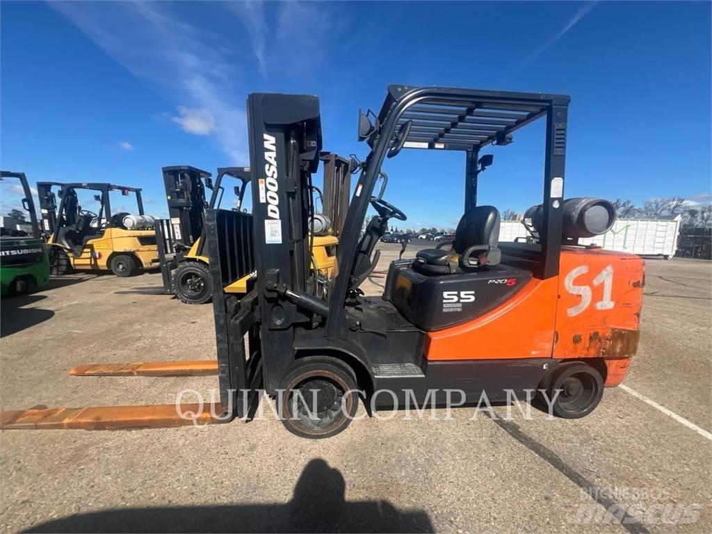 Doosan GC55C-5 Targoncák-Egyéb
