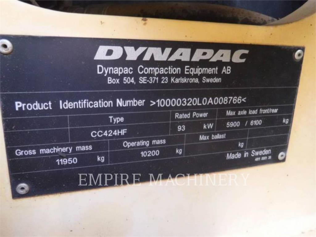Dynapac CC424HF Ikerdobos hengerek