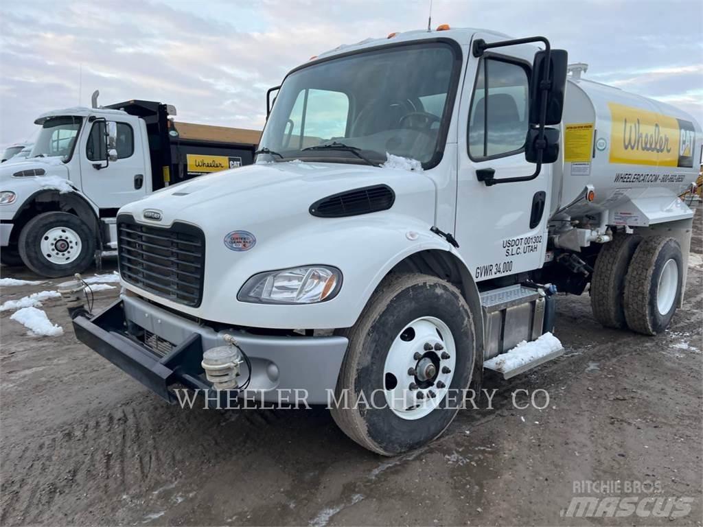 Freightliner WT2000 A Tartályos teherautók