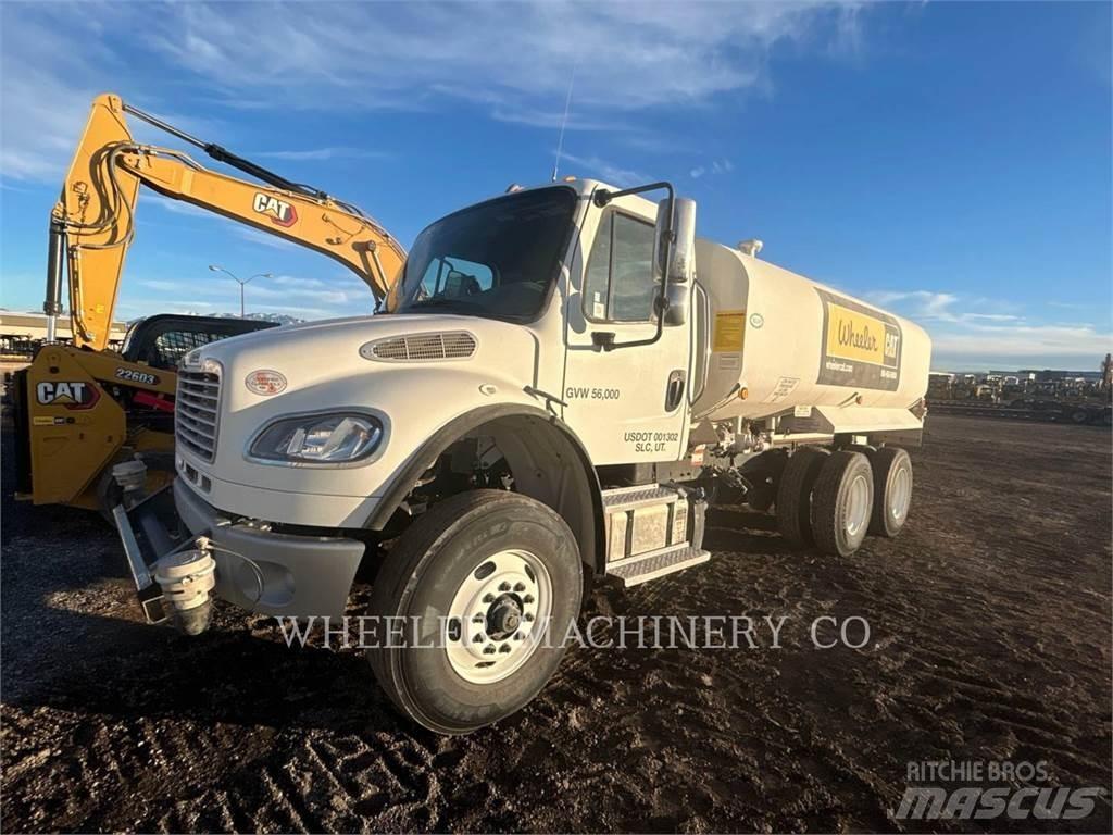 Freightliner WT4000 A Tartályos teherautók