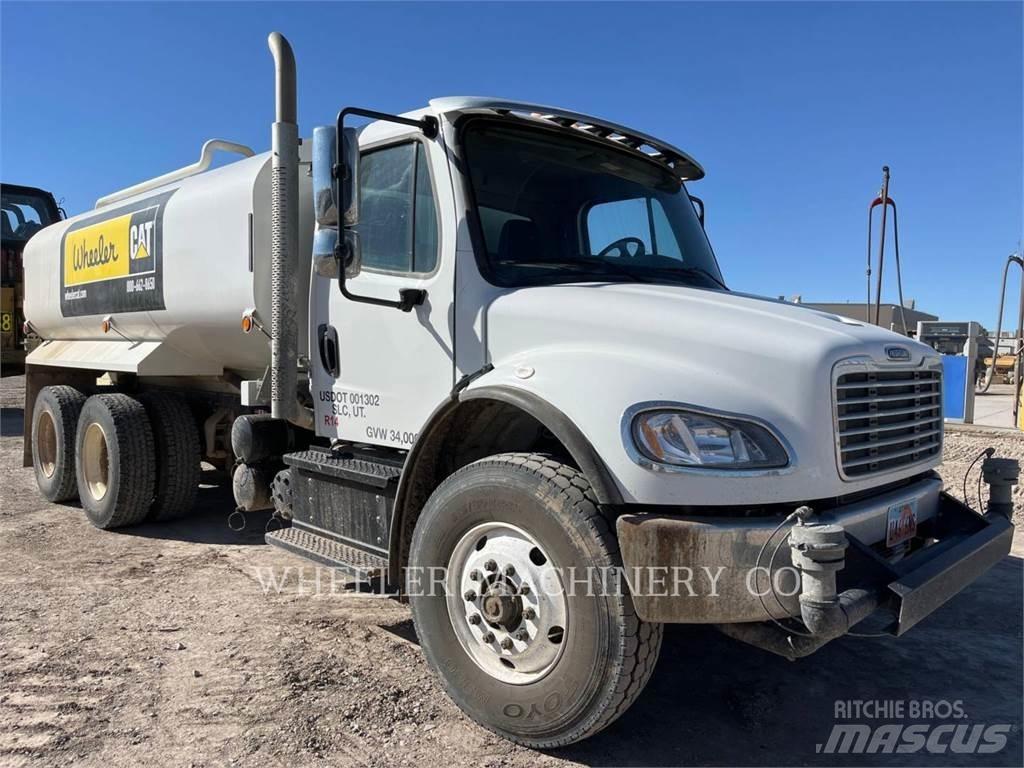Freightliner WT4000 A Tartályos teherautók