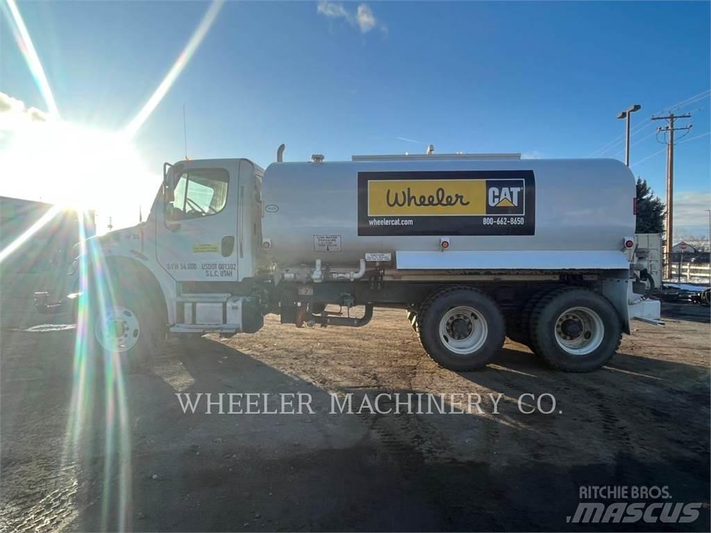 Freightliner WT4000 A Tartályos teherautók