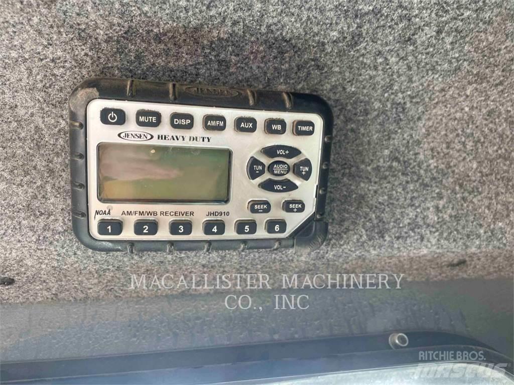 Gehl RT210 Lánctalpas homlokrakodók