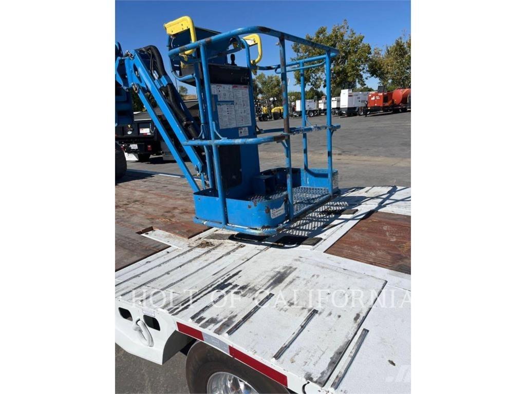 Genie BOOM Z40 Karos emelők