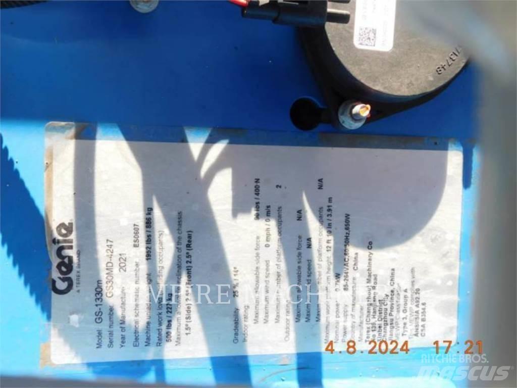 Genie GS1330 Karos emelők