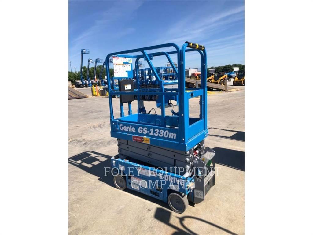 Genie GS1330 Ollós emelők