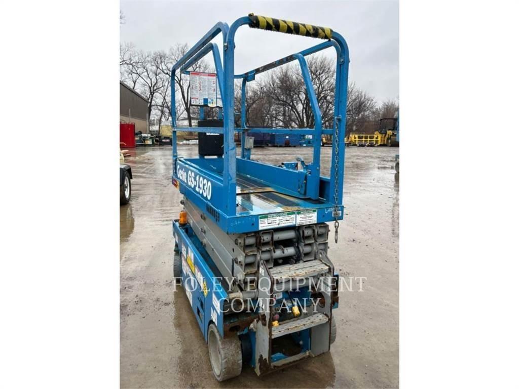 Genie GS1930EE Ollós emelők