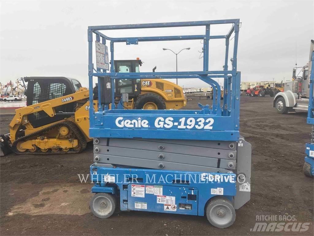 Genie GS1932 Ollós emelők