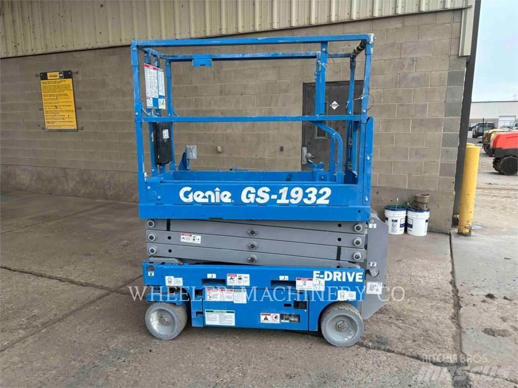 Genie GS1932 Ollós emelők