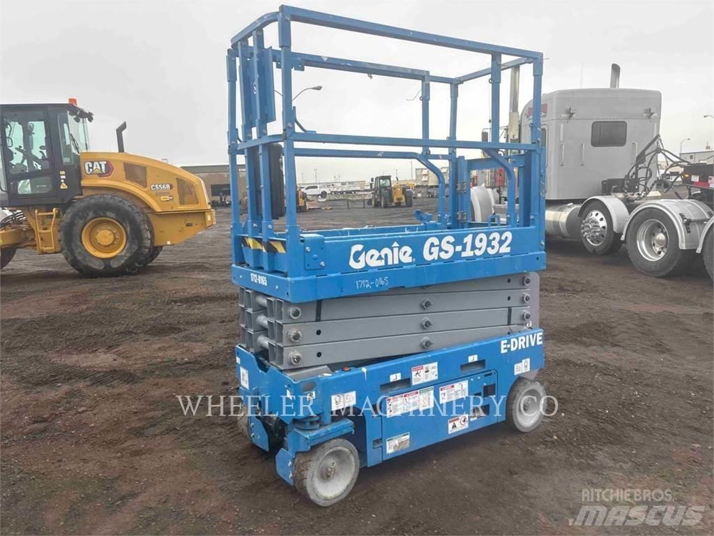 Genie GS1932 Ollós emelők