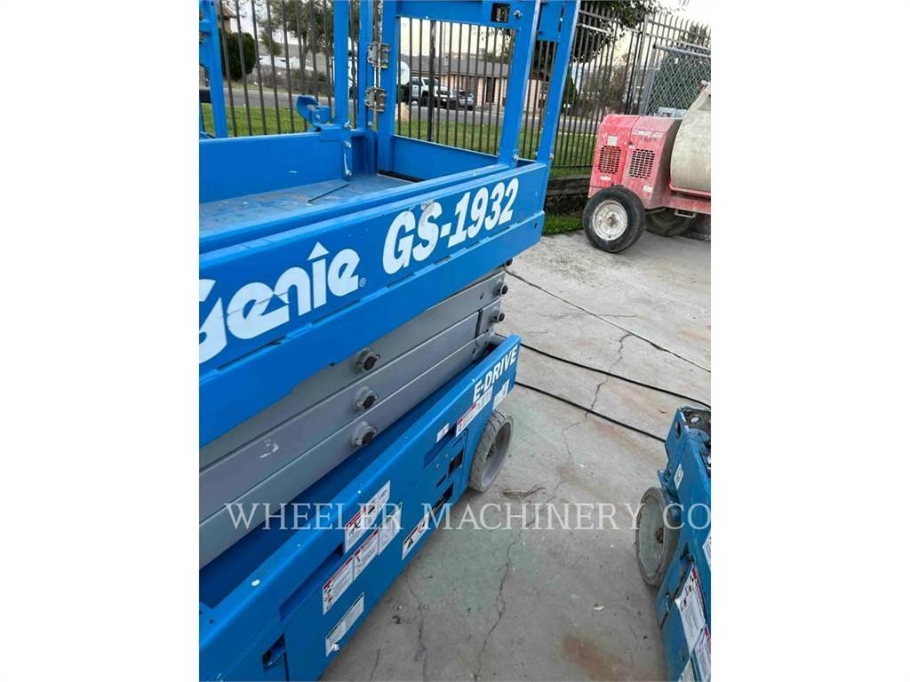 Genie GS1932 Ollós emelők