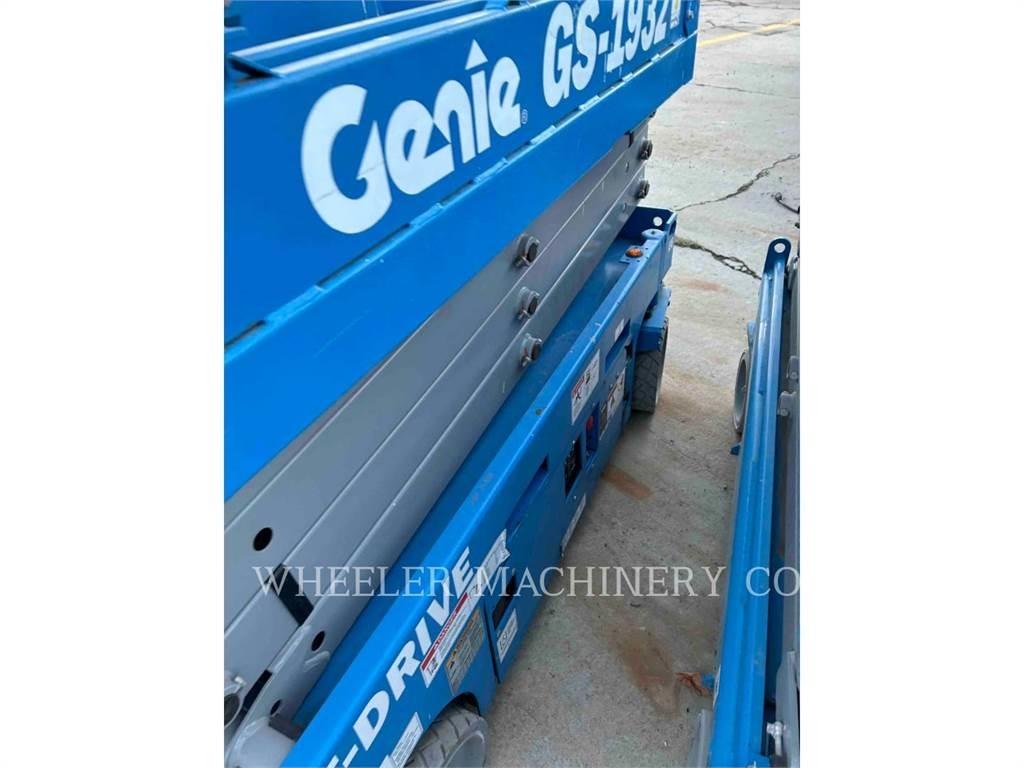 Genie GS1932 Ollós emelők