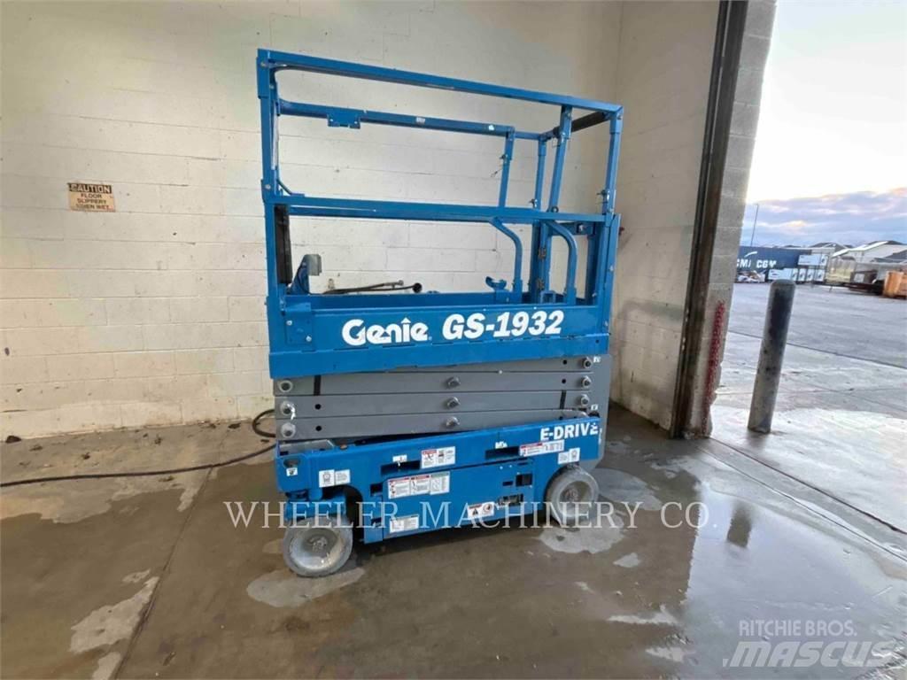 Genie GS1932 Ollós emelők