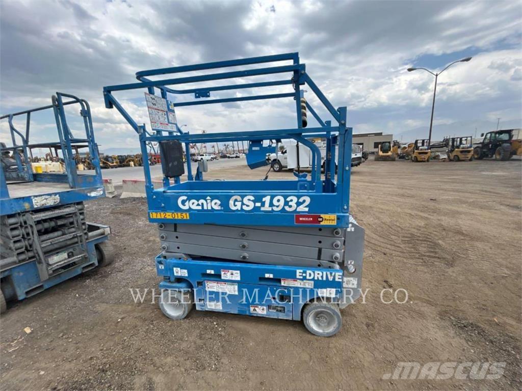 Genie GS1932 Ollós emelők