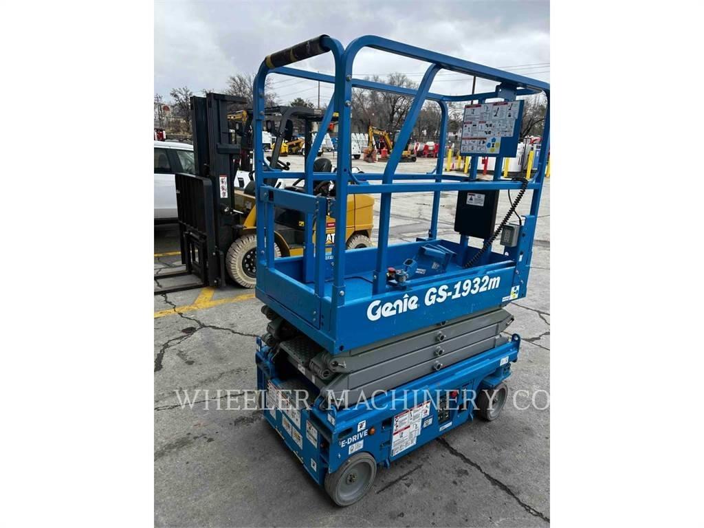 Genie GS1932M Ollós emelők