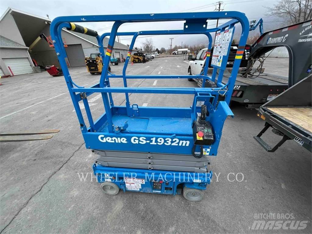 Genie GS1932M Ollós emelők