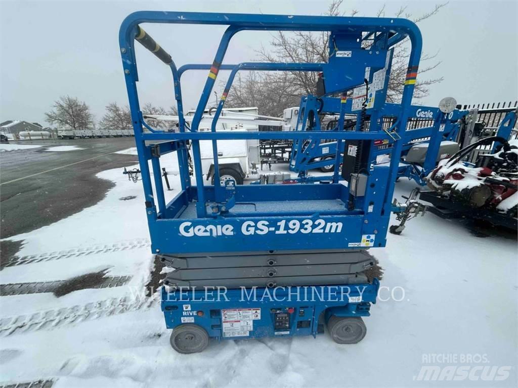 Genie GS1932M Ollós emelők