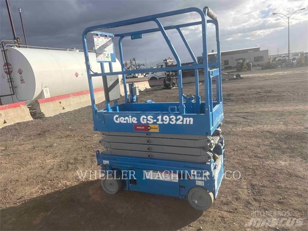 Genie GS1932M Ollós emelők