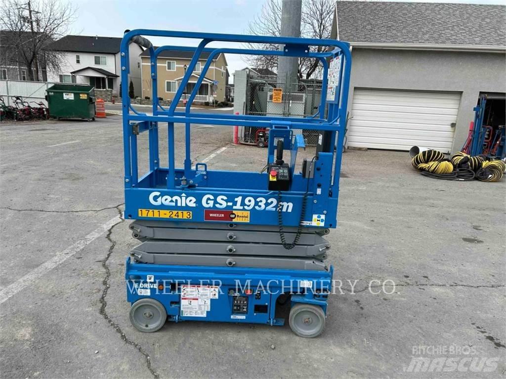 Genie GS1932M Ollós emelők