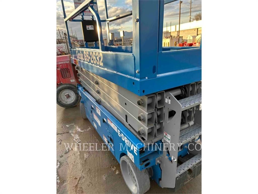 Genie GS2632 Ollós emelők
