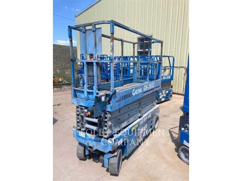 Genie GS2632 Ollós emelők