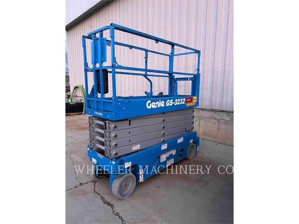 Genie GS3232 Ollós emelők