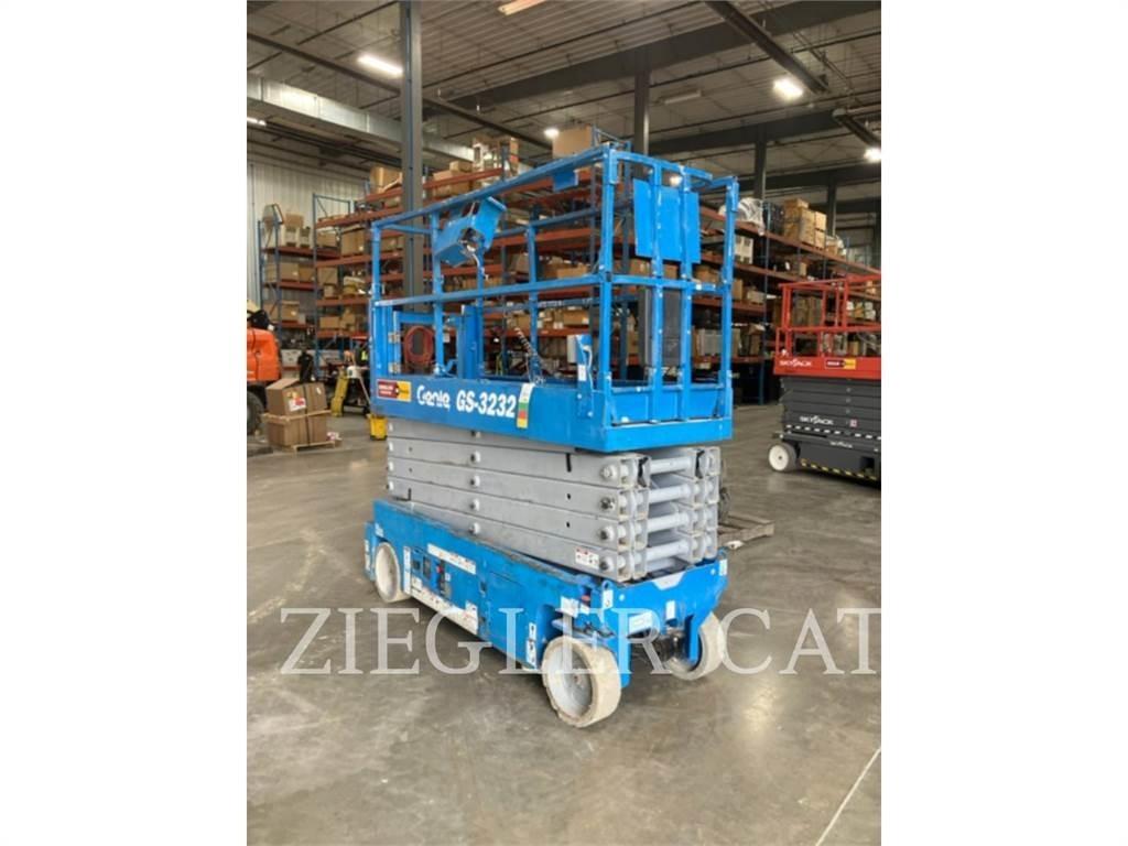 Genie GS3232 Ollós emelők