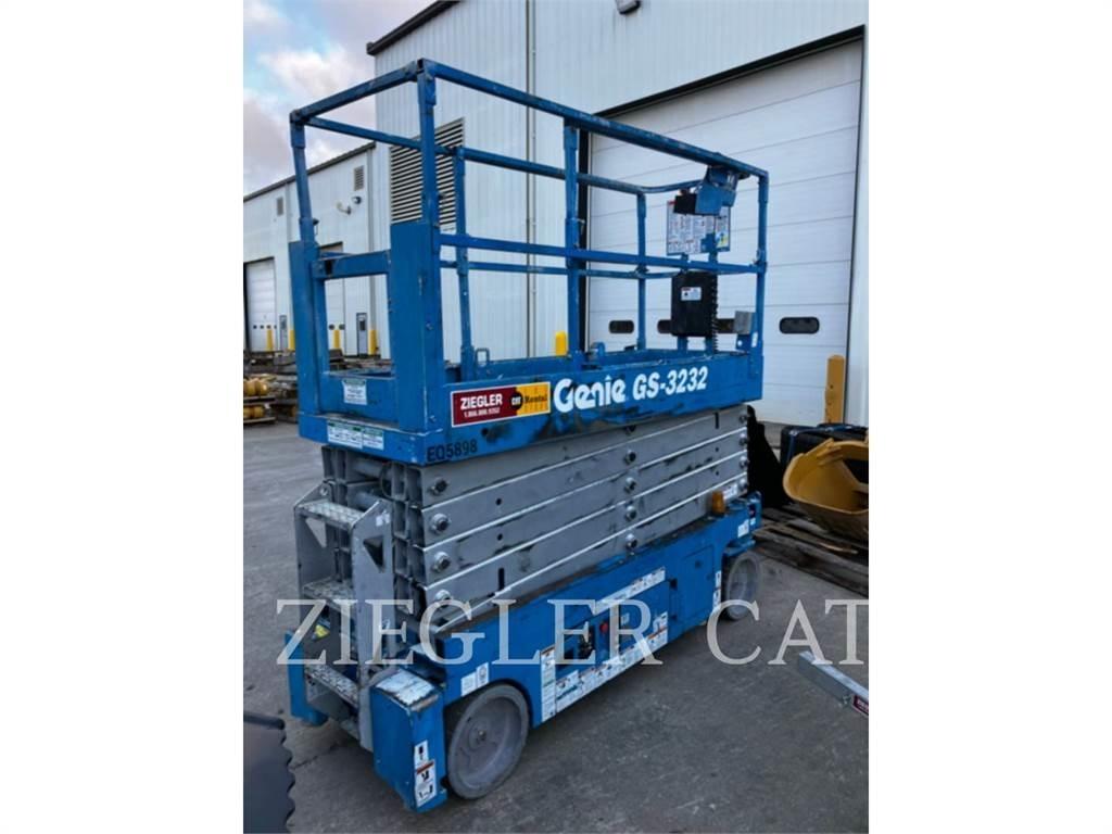 Genie GS3232 Ollós emelők